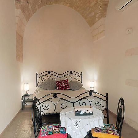 Ferienwohnung Il Plebiscito Luxury Loft Fronte Basilica Martina Franca Zimmer foto
